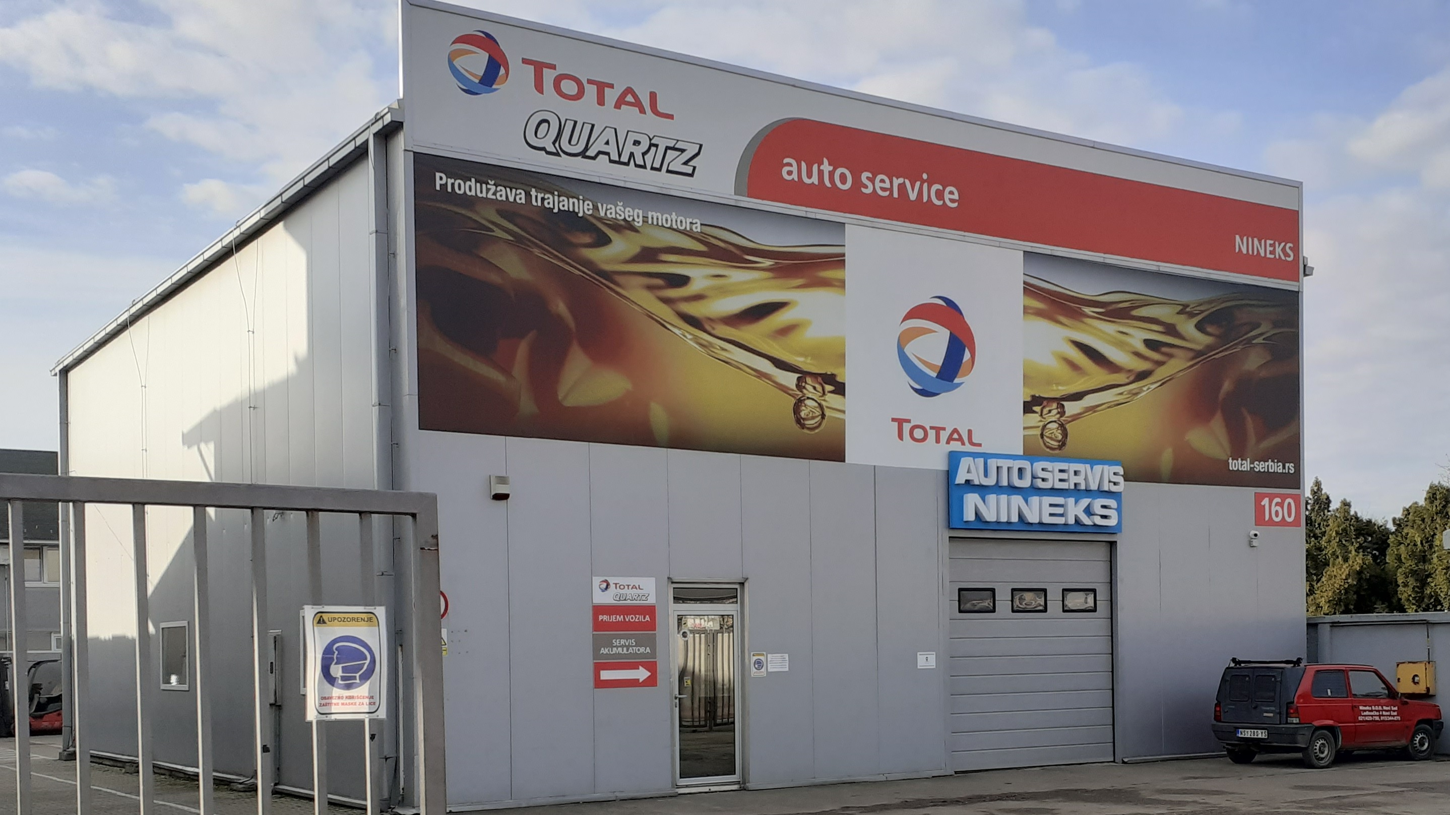 AUTO CENTAR NINEKS